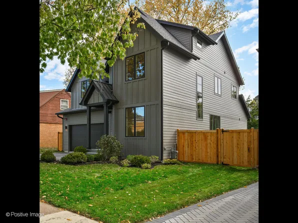 1917 Washington Ave, Wilmette, IL 60091