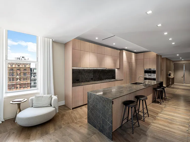 49 Chambers St #PHB — Photo 8