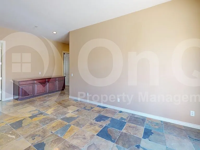 36435 N Porta Nuova Rd — Photo 12