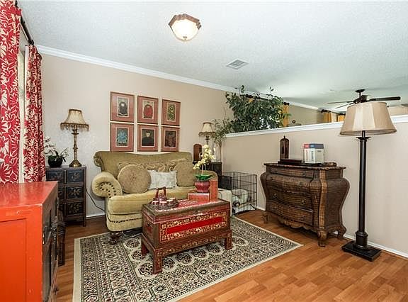 5th image of 14804 Bell Manor Ct