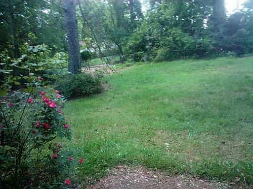 5th image of 1662 Drayton Woods Dr