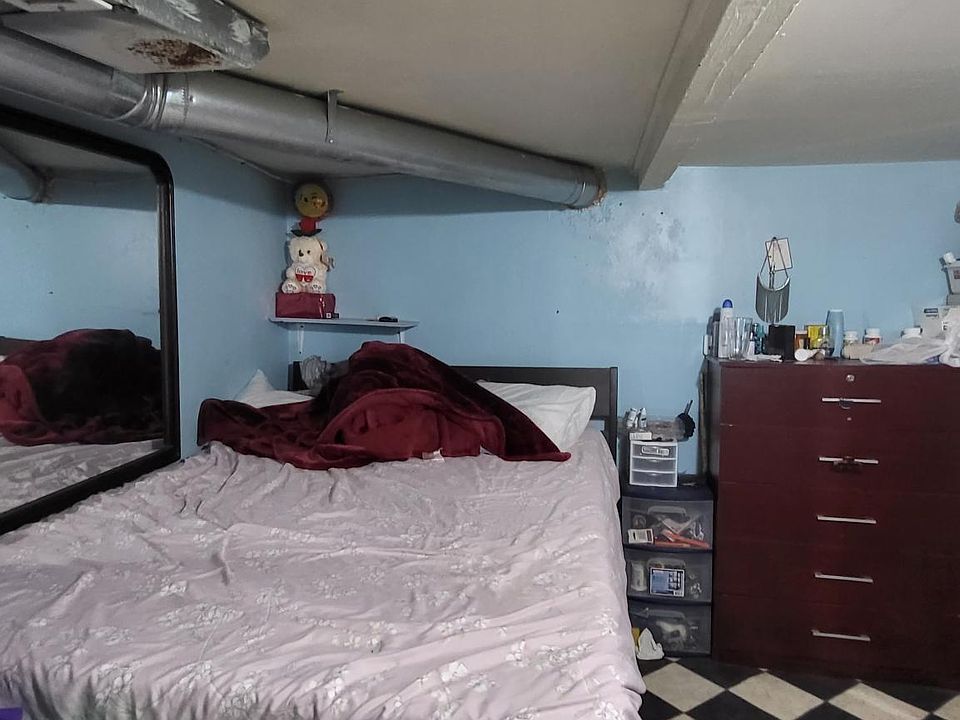 2nd image of 10228 88th Ave