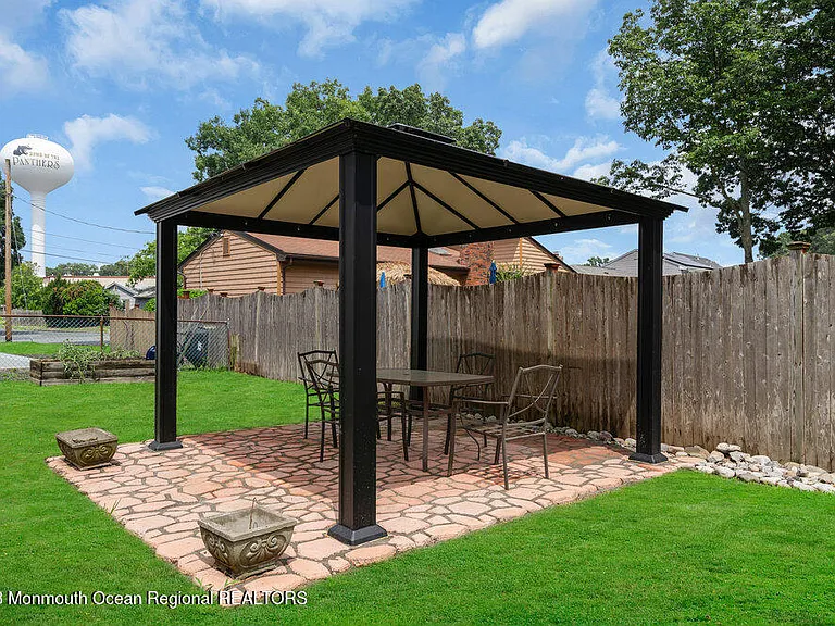 802 Laura Herbert Dr — Photo 28