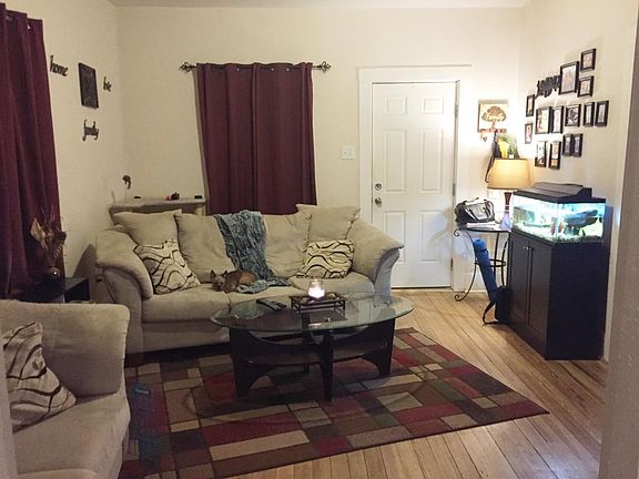 3rd image of 1721 Bloomfield St
