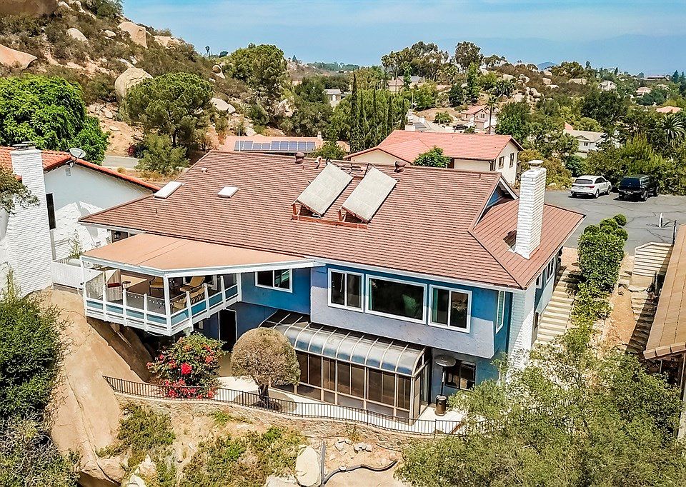 1st image of 28422 Wimbleton Ln