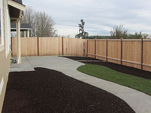4th image of 10011 Jensen Dr SE