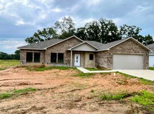 225 S Quille, Mount Pleasant, TX 75455
