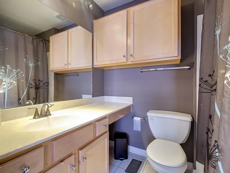 943 Baxter Ave #101 — Photo 4