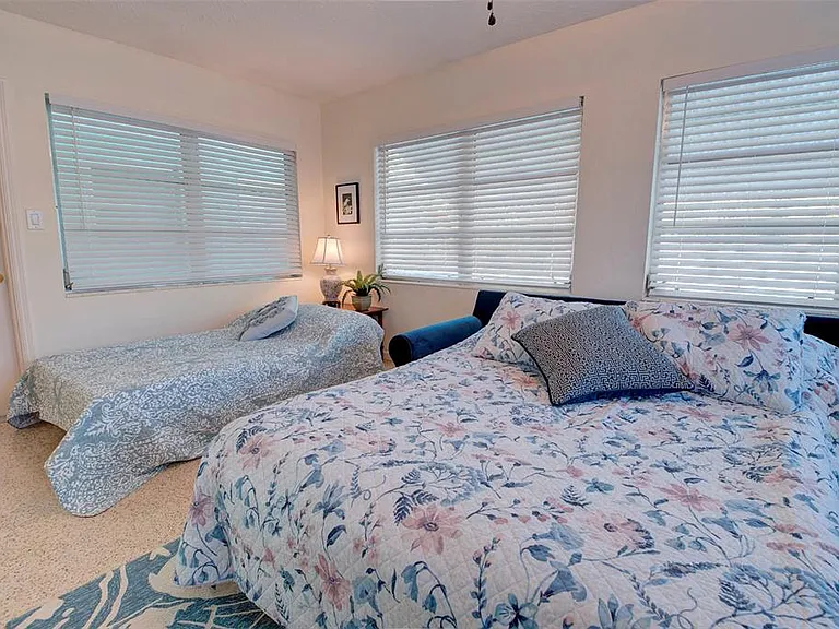 3605 Iroquois Ave — Photo 27