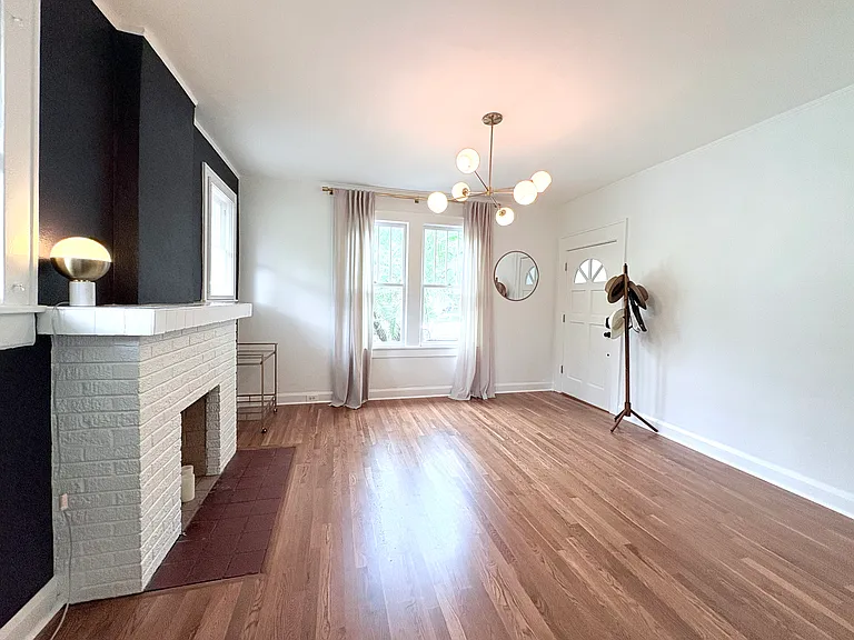 6104 N Suwanee Ave — Photo 16