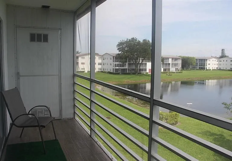 454 Fanshaw K #K — Photo 14