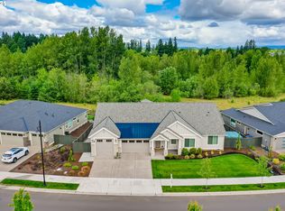 6137 SE Provence St, Hillsboro, OR 97123