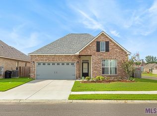 738 Beaumont Dr, Gonzales, LA 70737
