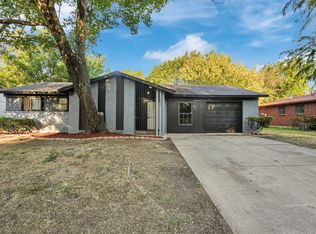 3204 Centennial Rd, Forest Hill, TX 76119