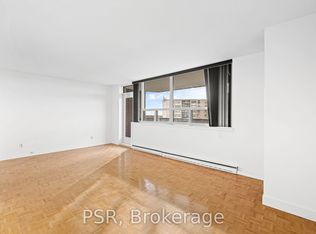 240 Markland Dr #909, Toronto, ON M9C 1R3