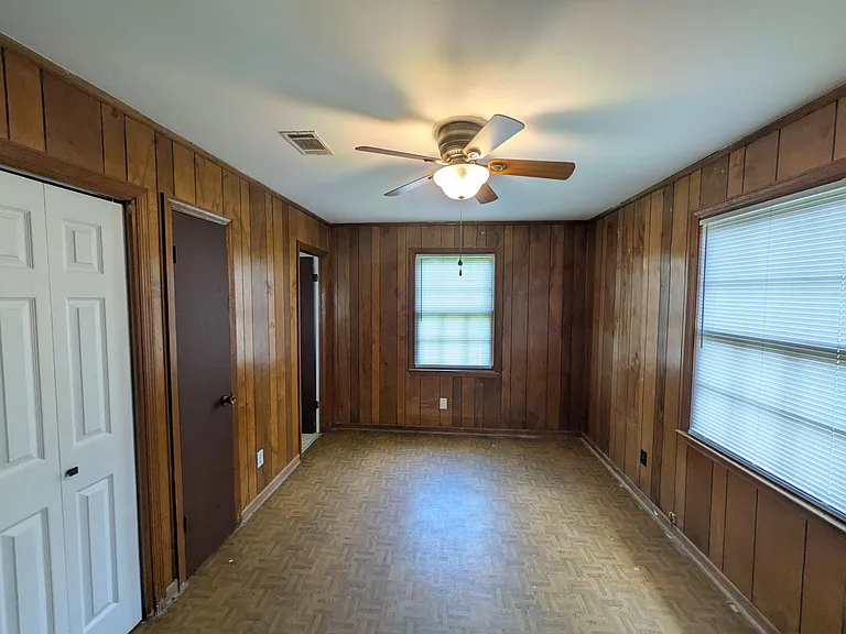 1694 Douglas St — Photo 11
