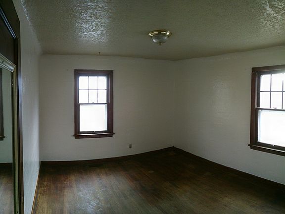 2nd image of 1326 Portland Ave