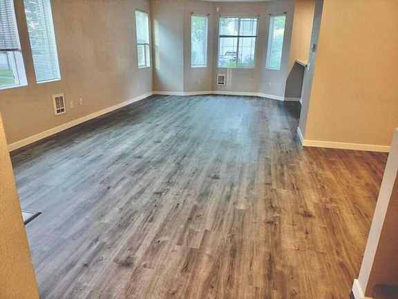 2nd image of 1673 Burnside Pl Unit A