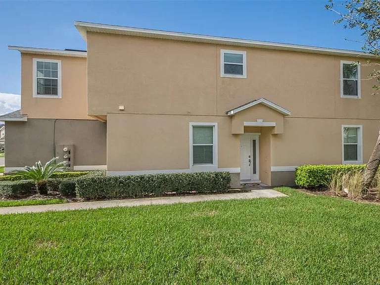 3090 Rodrick Cir — Photo 2