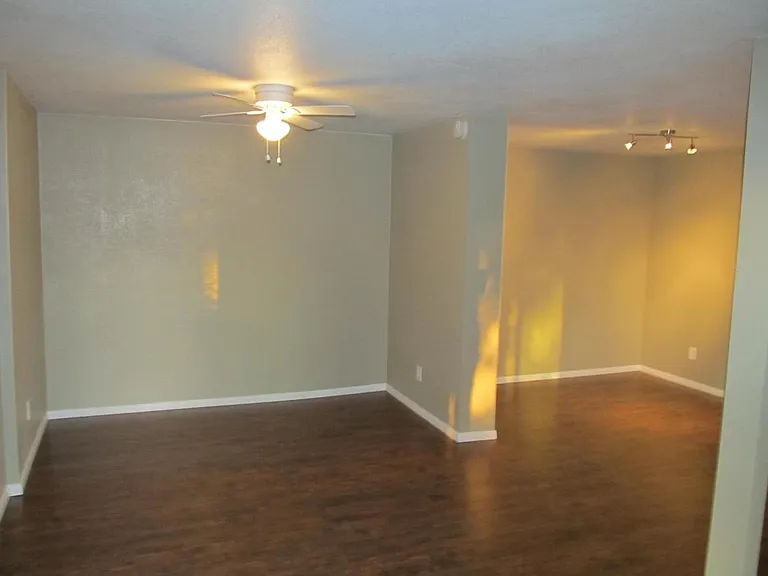 411 Idaho Ave #C — Photo 4