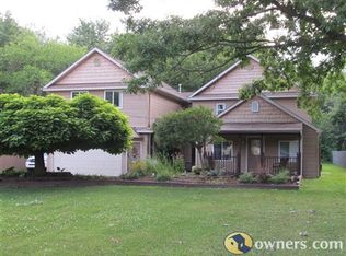 2295 Richwood Rd, Auburn Hills, MI 48326