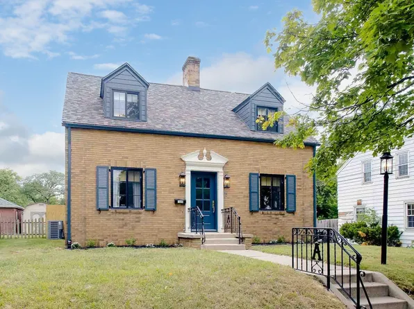 1335 Leeper Ave, South Bend, IN 46617