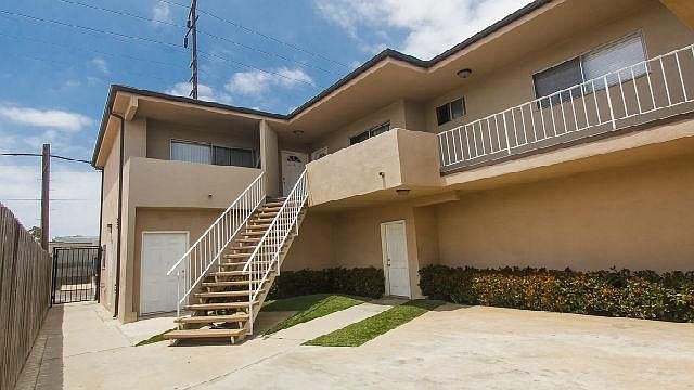 2nd image of 2116 20th St APT 6