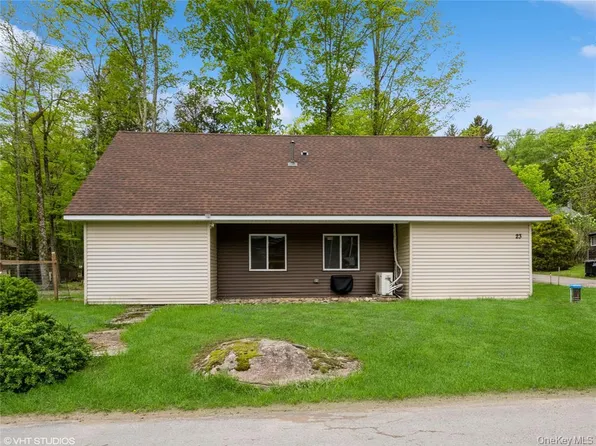 23 Woodland Way, Smallwood, NY 12720