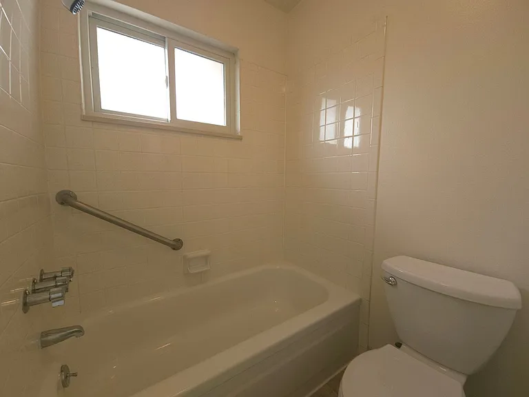 2845 Broadway Street — Photo 18