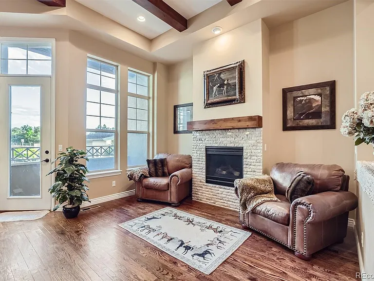 10104 Inverness Main St — Photo 14