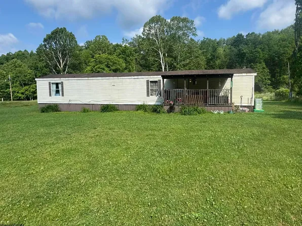 2068 Glady Fork Rd, Weston, WV 26452