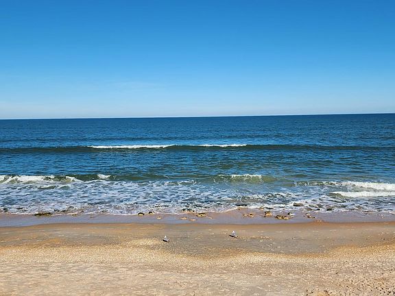 2nd image of 29 Sandy Beach Way