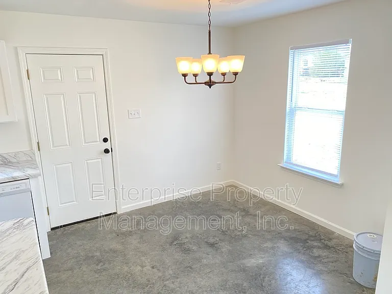 2963 Lake Park Rd — Photo 7