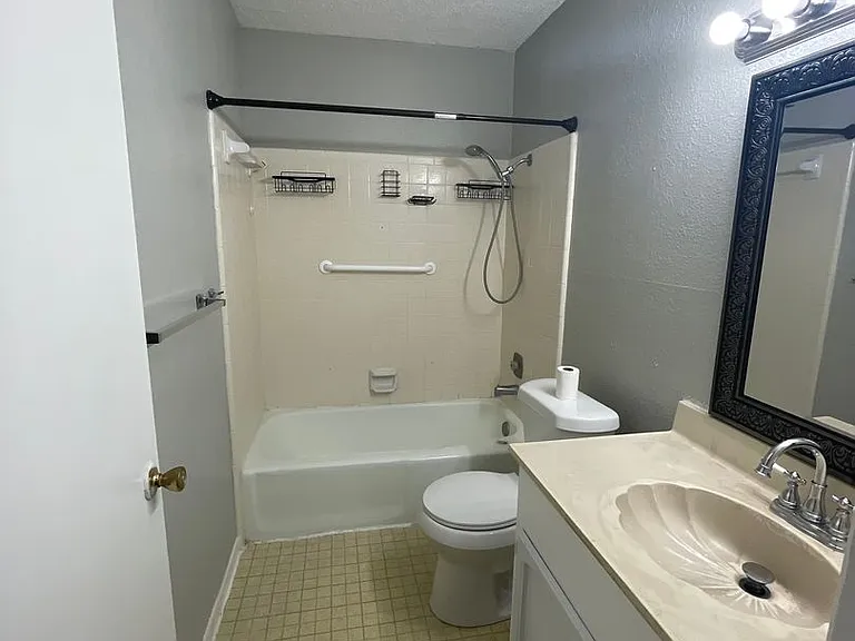 4625 Vail St — Photo 22