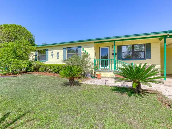 233 Denise Dr, Jacksonville, FL 32218