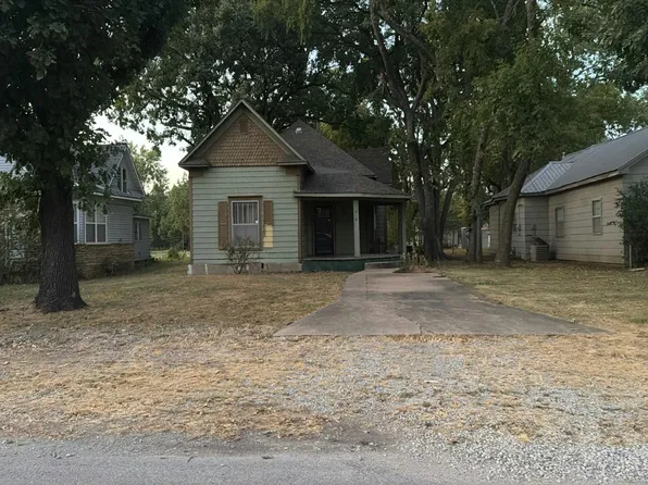 618 W Larch St, Cherokee, KS 66724