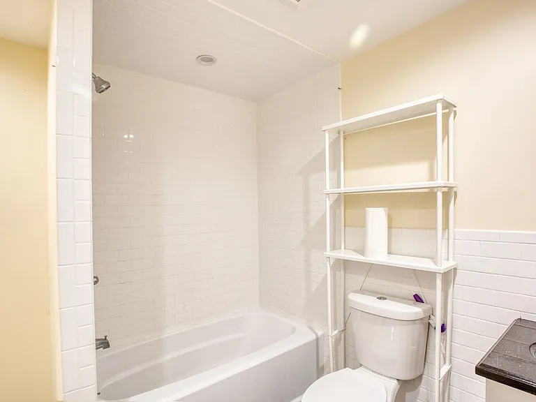 247 Willow St — Photo 9
