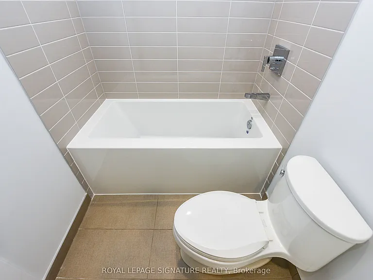 430 Square One Dr E #508 — Photo 27