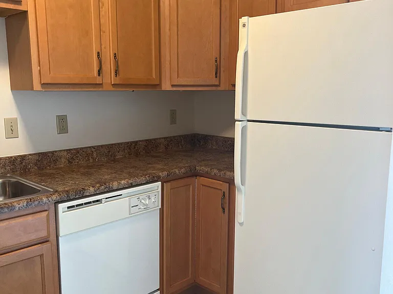 578 Reed Ct — Photo 9