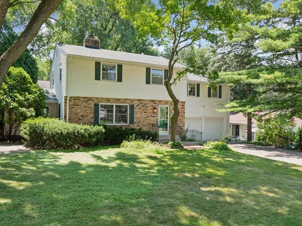 5613 Warden Ave, Edina, MN 55436