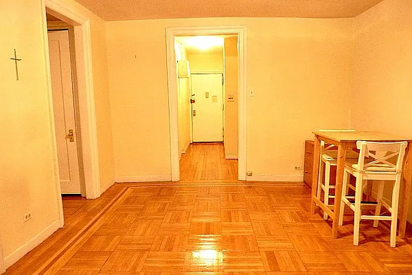 Rented by Level Group | media 10