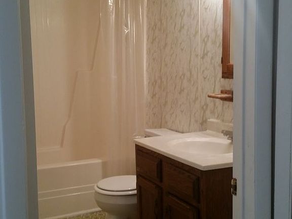 5th image of 47 Chardonnay Ave APT 5