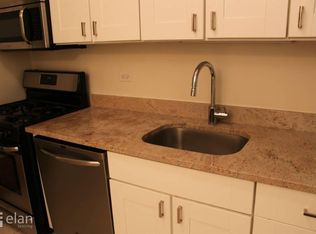 539 W Dickens Ave #1W, Chicago, IL 60614