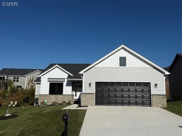 7990 Matterhorn Canyon Rd, Caseyville, IL 62232