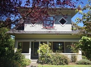 416 Smith St, Seattle, WA 98109