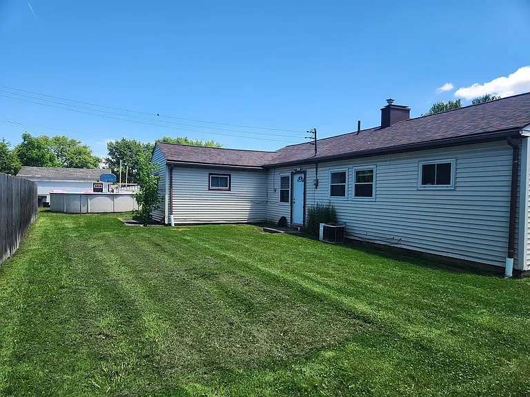 4332 Riverside Dr — Photo 5