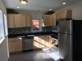17 Lakeside Dr #A, Shrewsbury, MA 01545