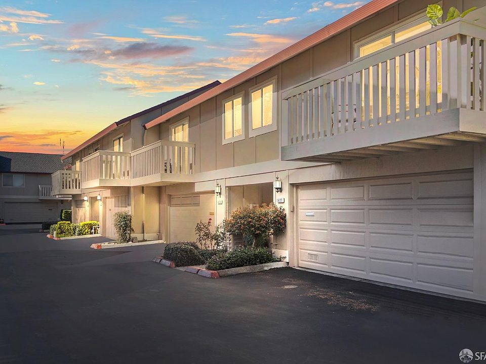 2nd image of 1427 Golden Meadow Sq