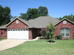 2012 W 4th Pl, Claremore, OK 74017