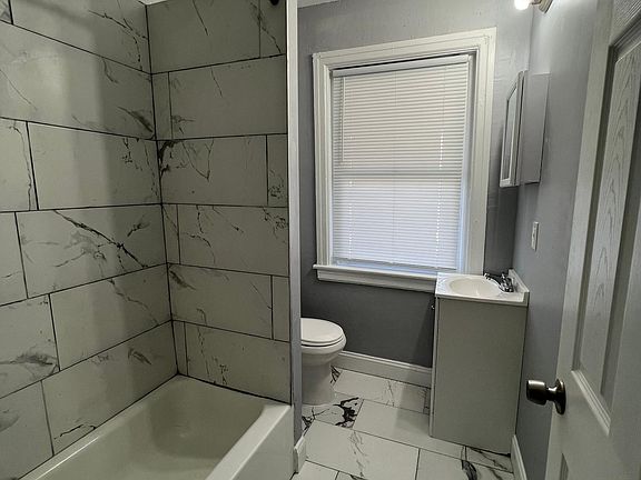 5th image of 1018 N 46th St #1